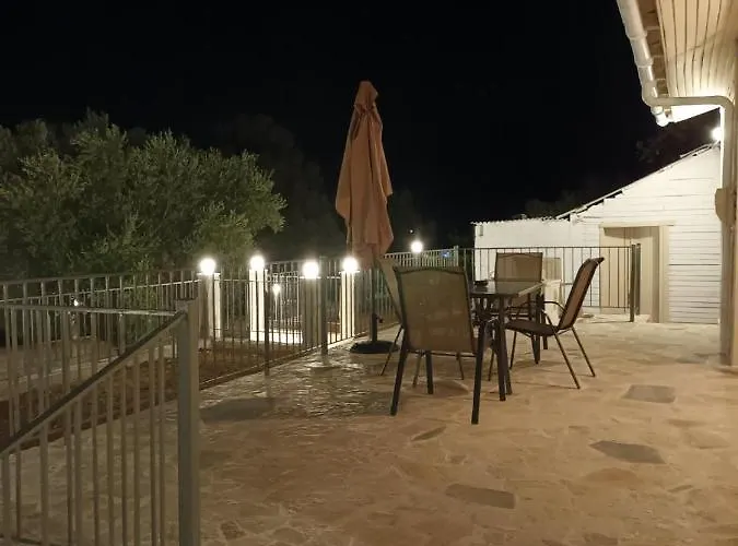 Pantelatos *